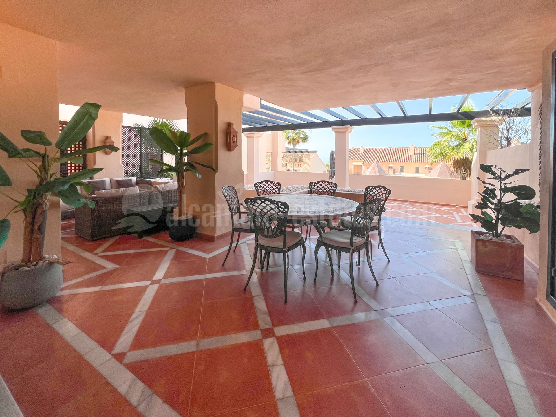 Apartment in Nueva Andalucia, Marbella