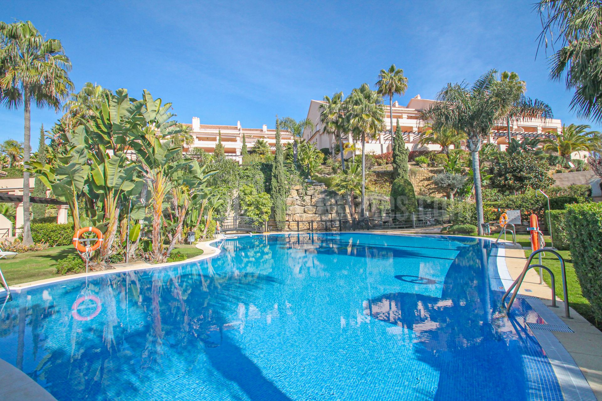Apartamento en Nueva Andalucia, Marbella