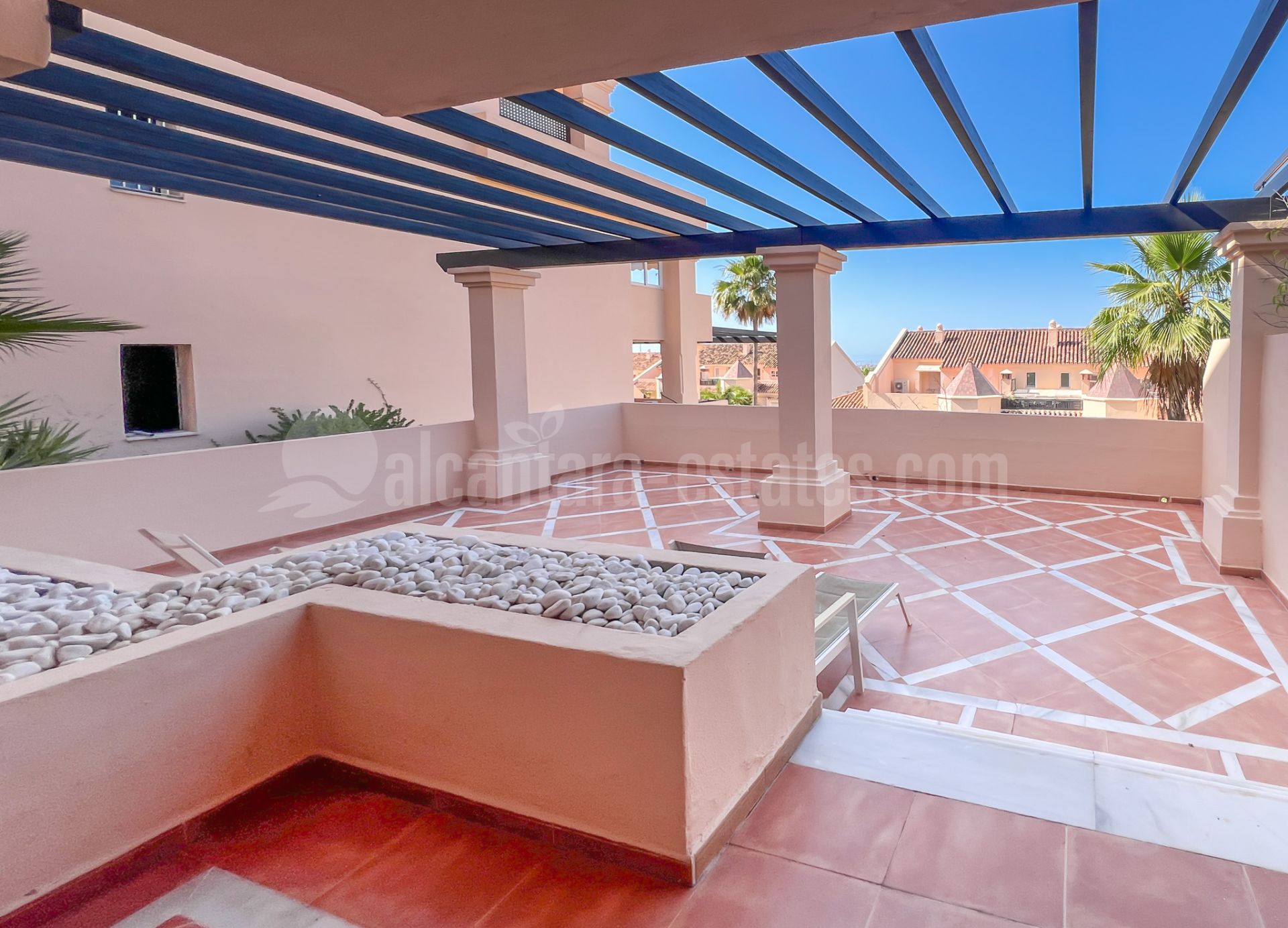 Apartment in Nueva Andalucia, Marbella