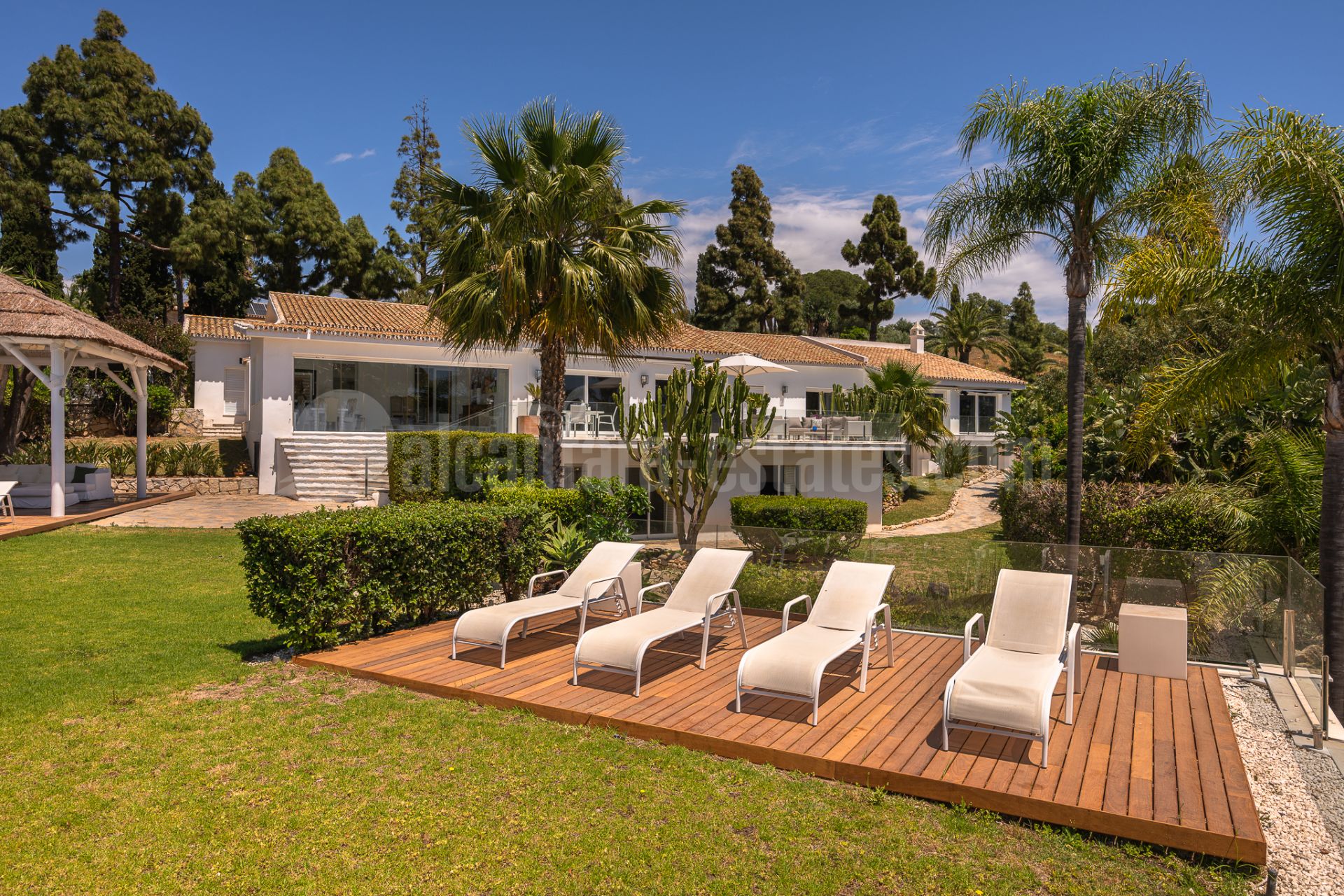 Villa in Hacienda las Chapas, Marbella