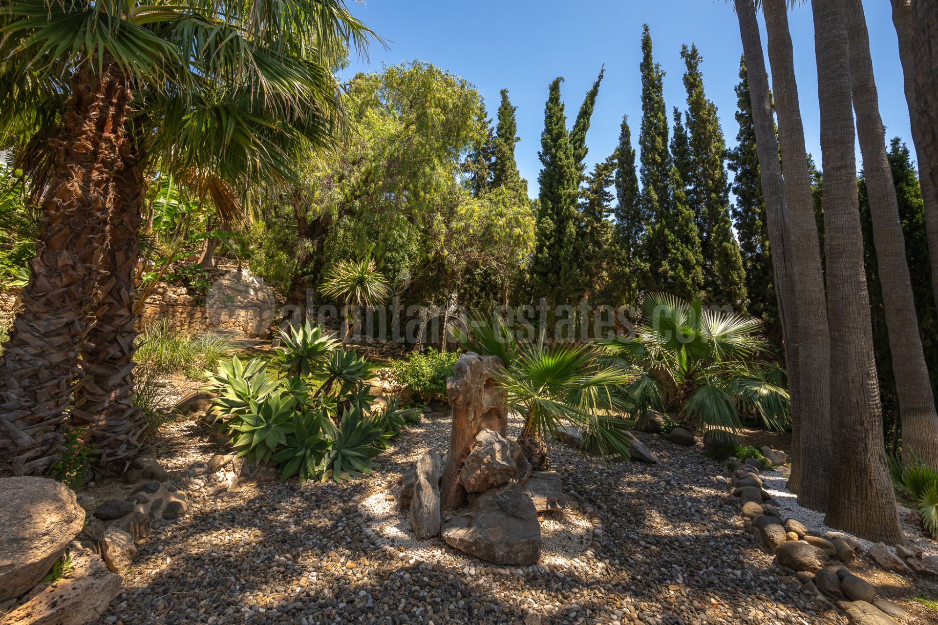 Villa in Hacienda las Chapas, Marbella
