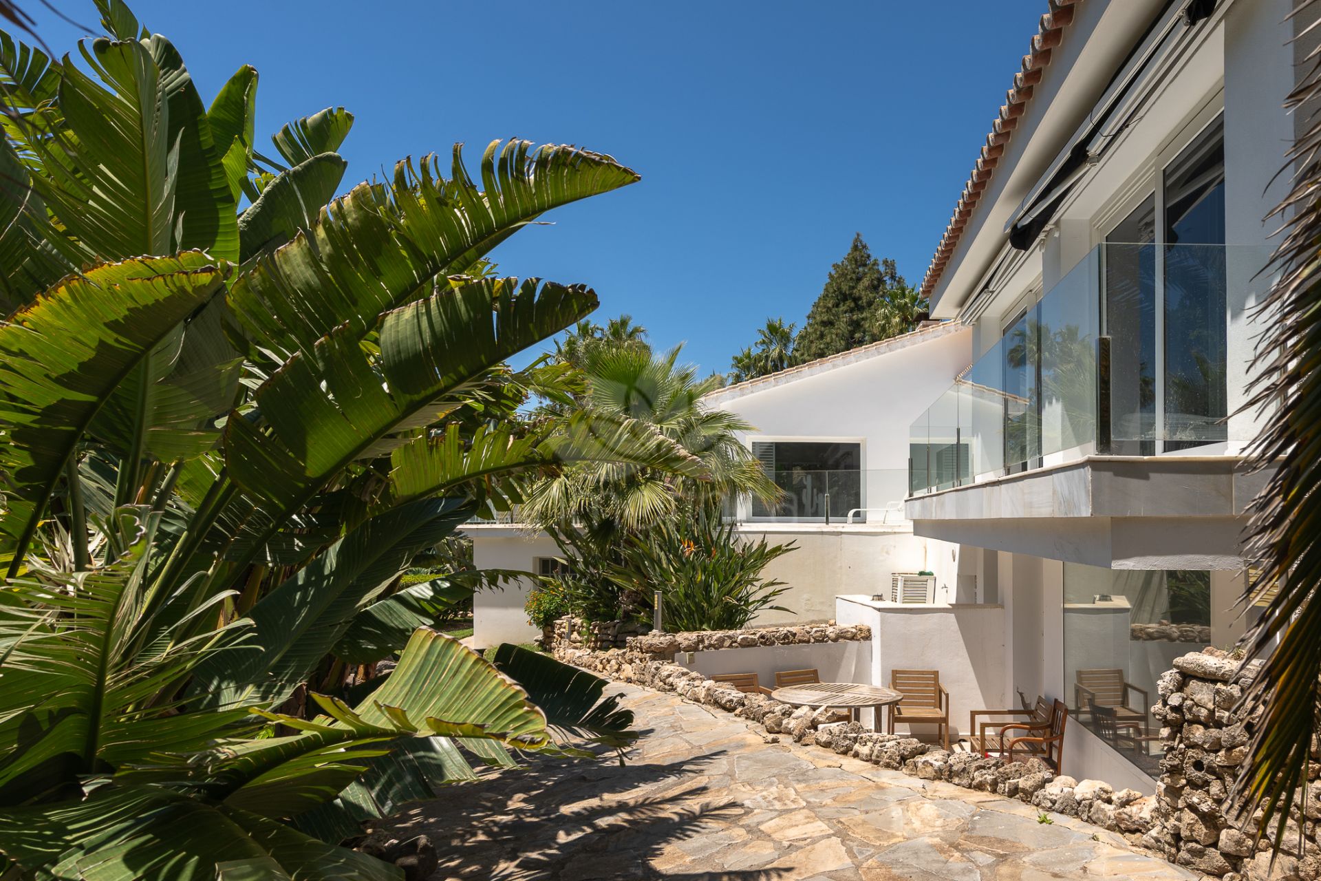 Villa en Hacienda las Chapas, Marbella