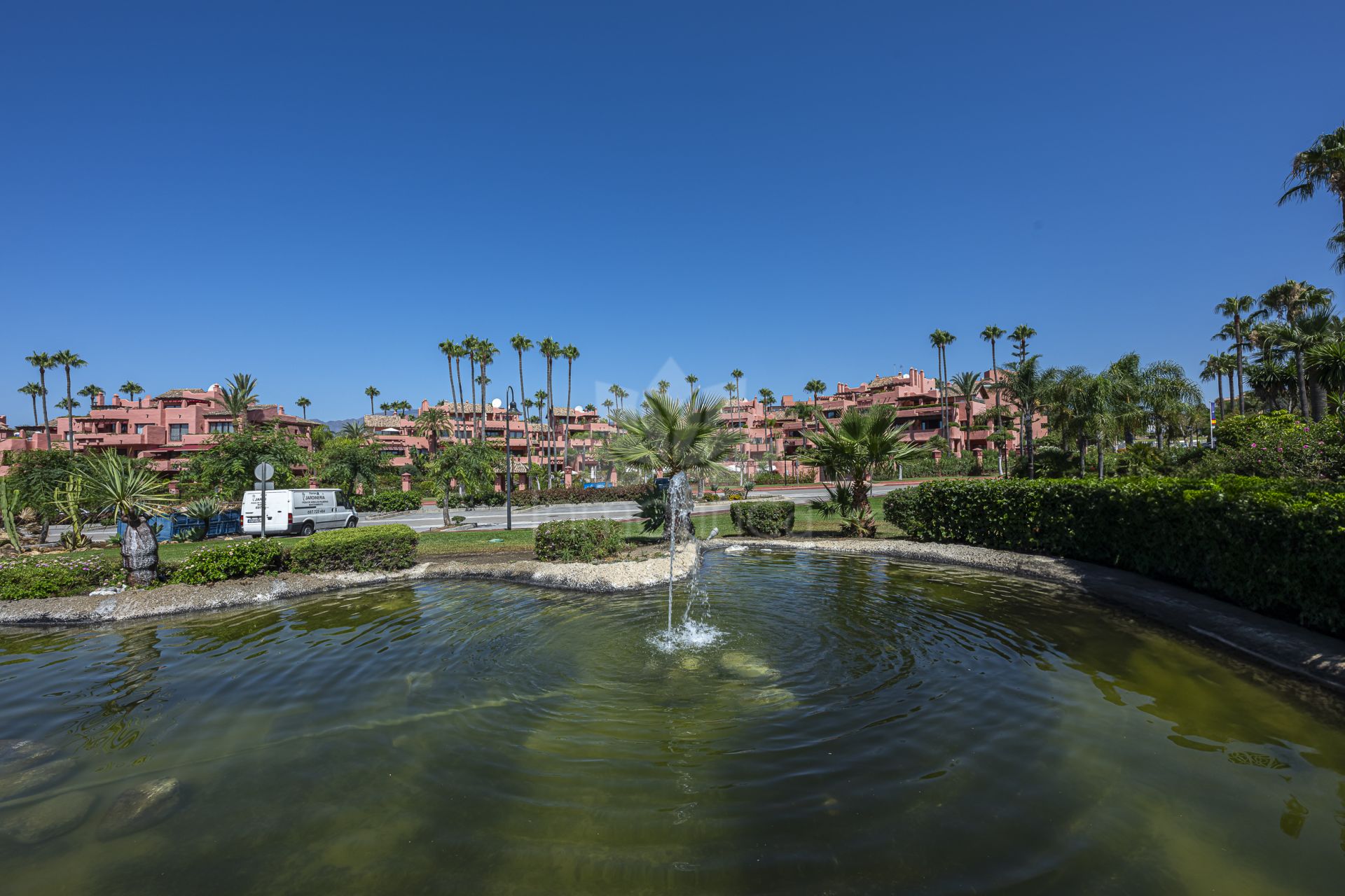 Ground Floor Apartment in Menara Beach, Estepona