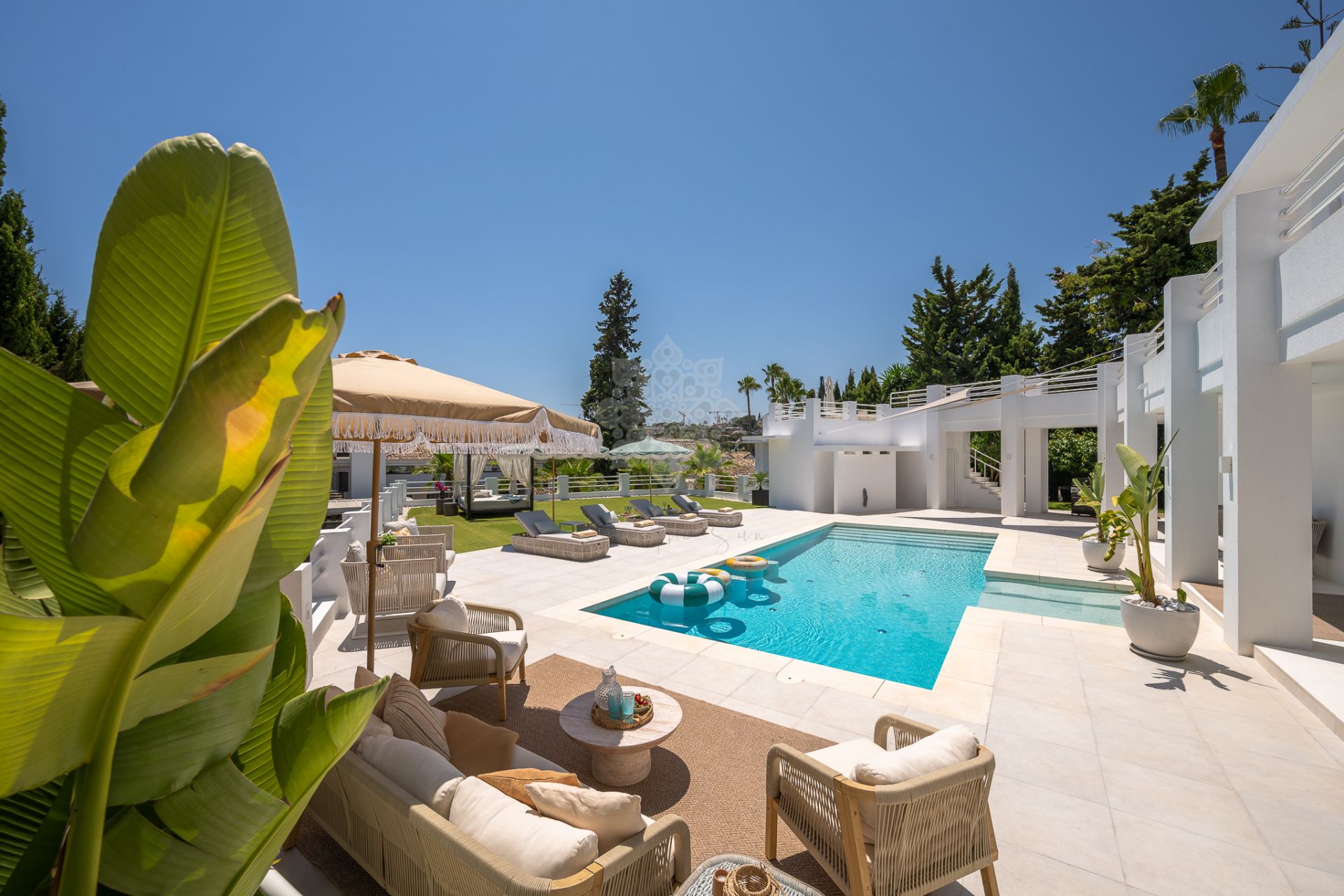Villa in Parcelas del Golf, Marbella