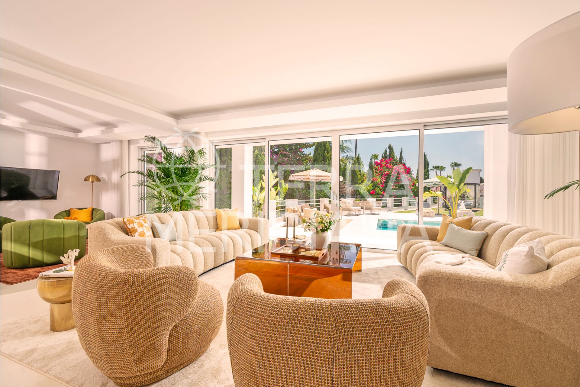 Villa in Parcelas del Golf, Marbella