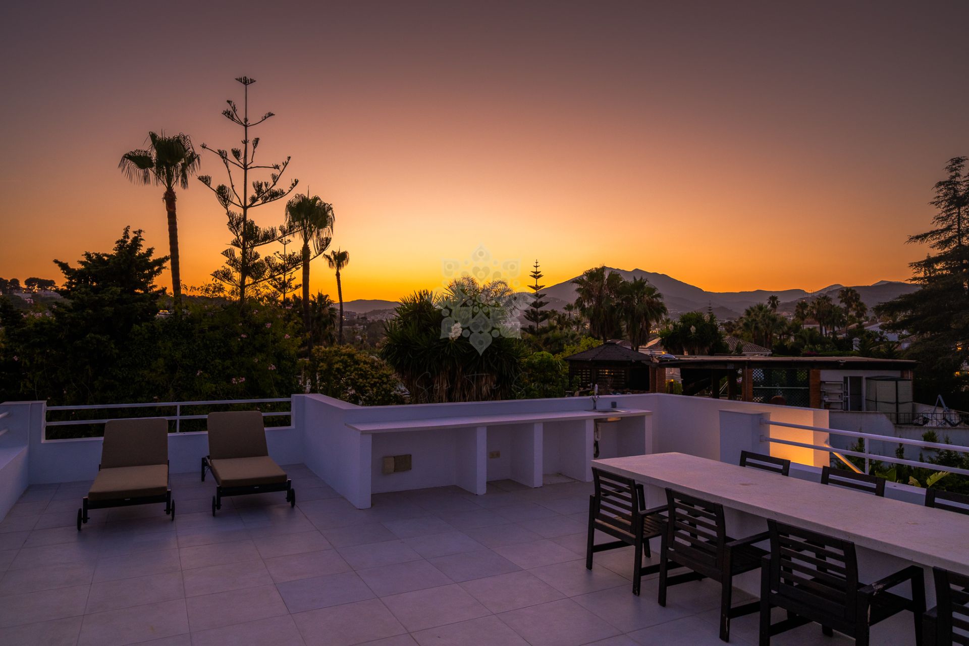 Villa in Parcelas del Golf, Marbella