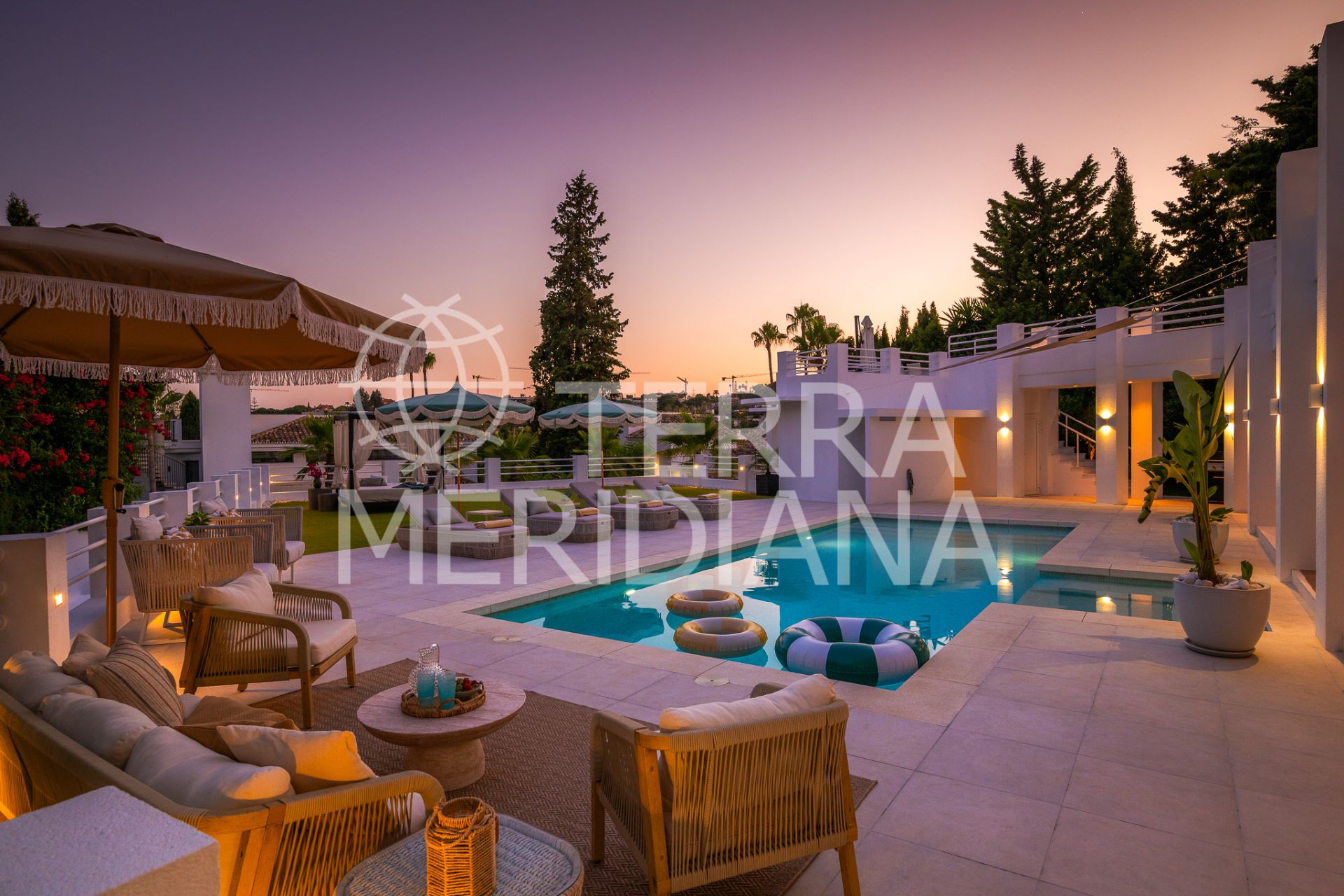 Villa in Parcelas del Golf, Marbella