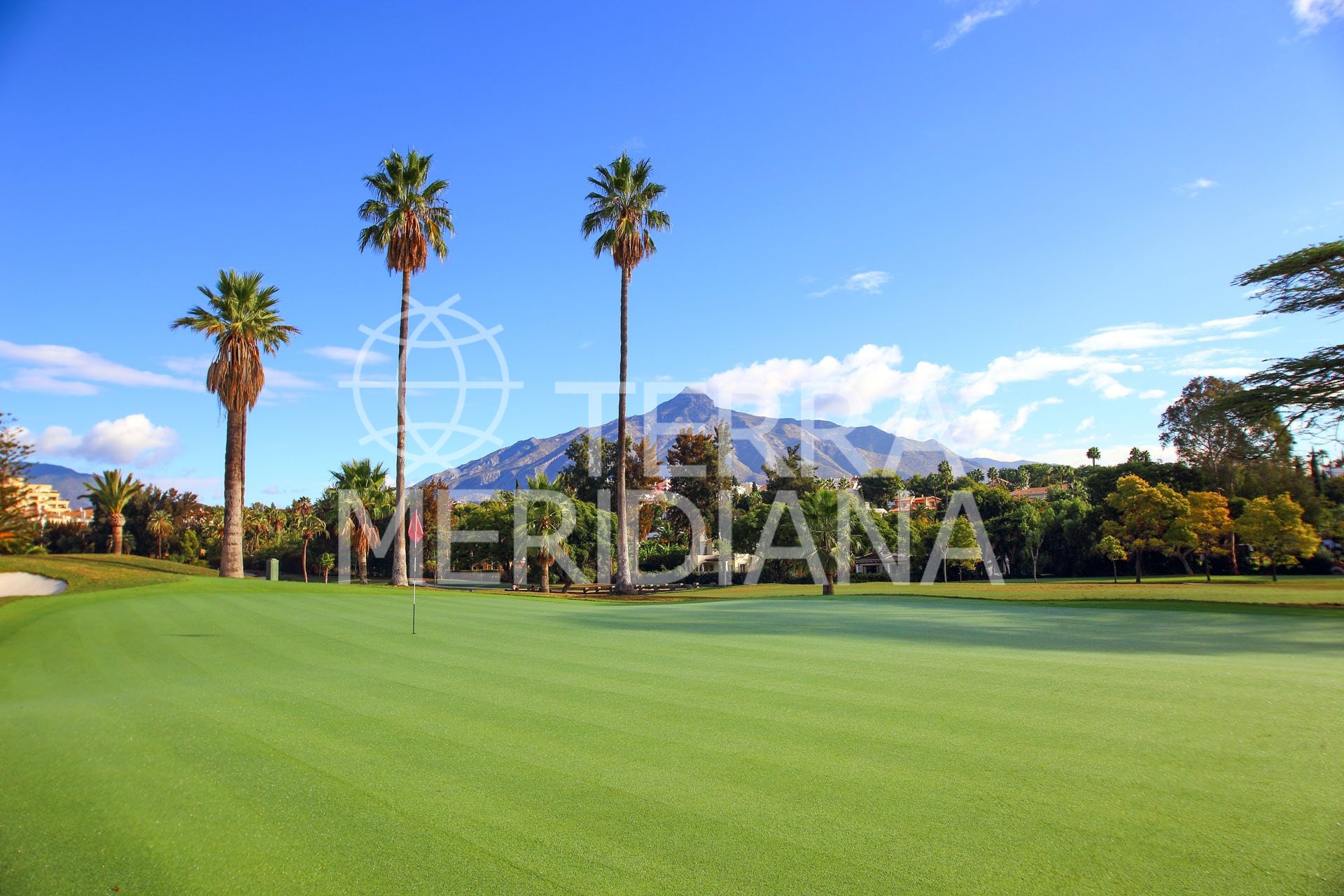 Villa in Parcelas del Golf, Marbella