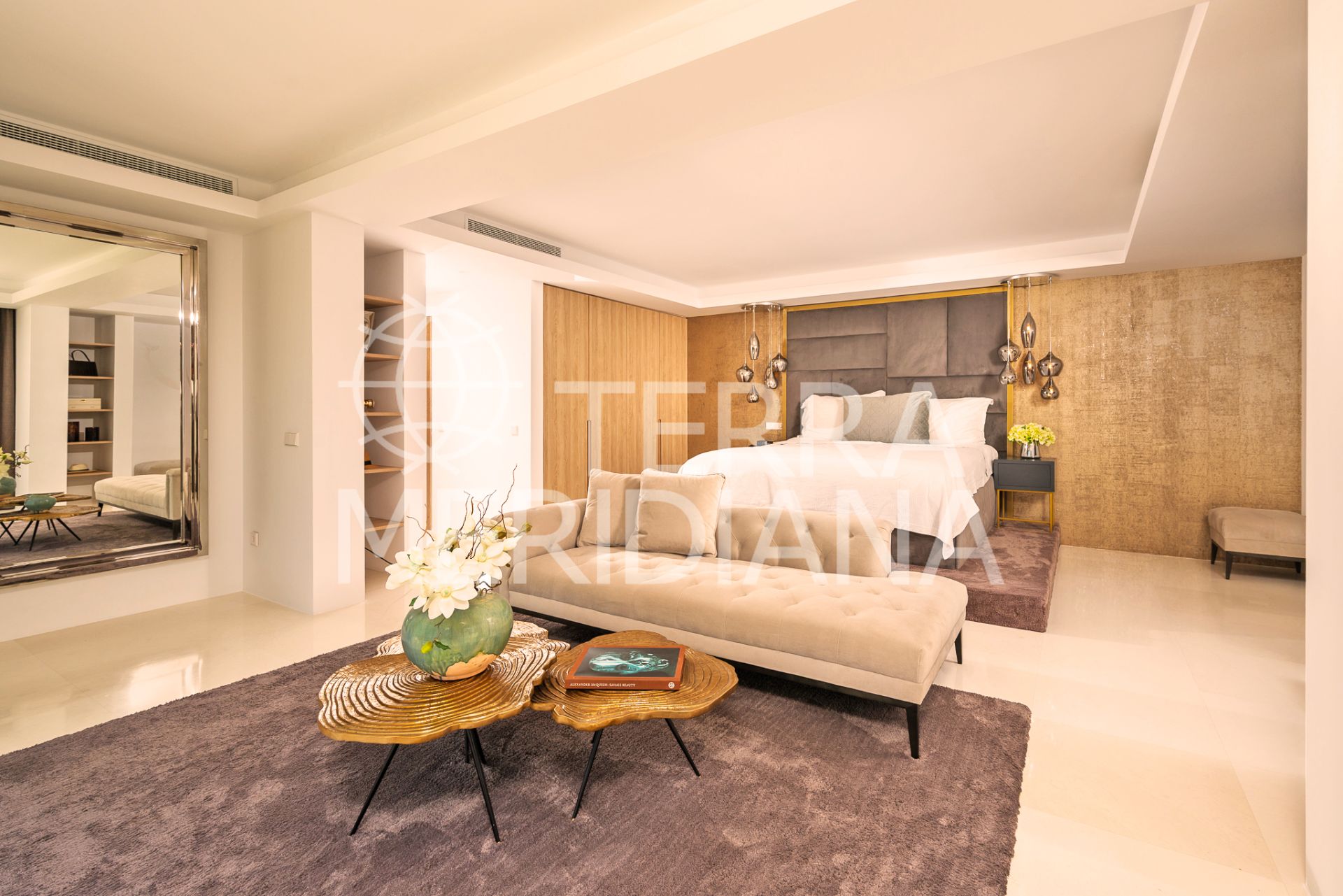 Villa in Parcelas del Golf, Marbella