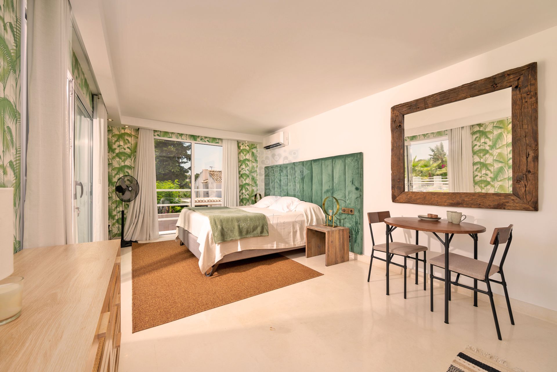Villa in Parcelas del Golf, Marbella