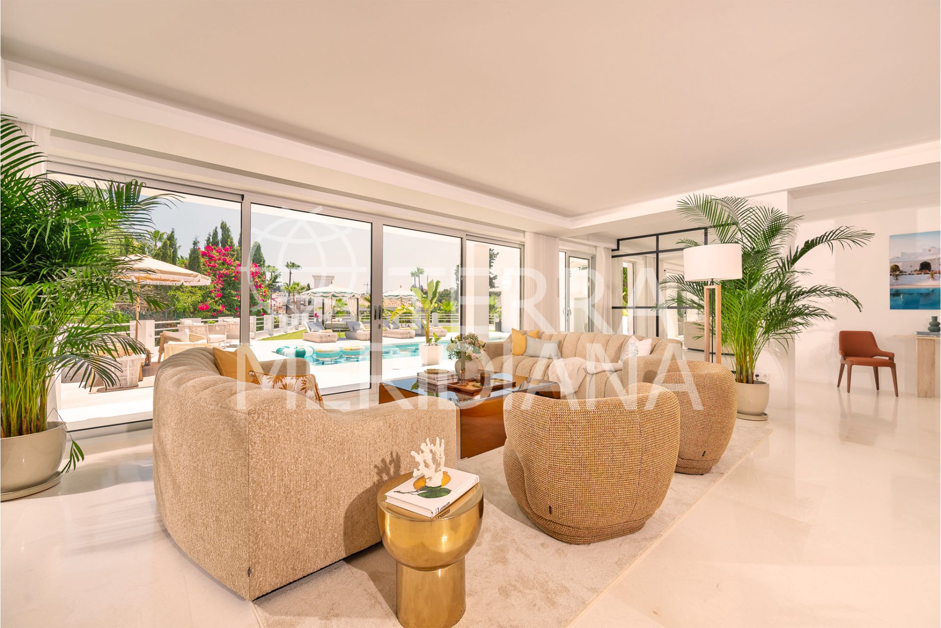 Villa in Parcelas del Golf, Marbella
