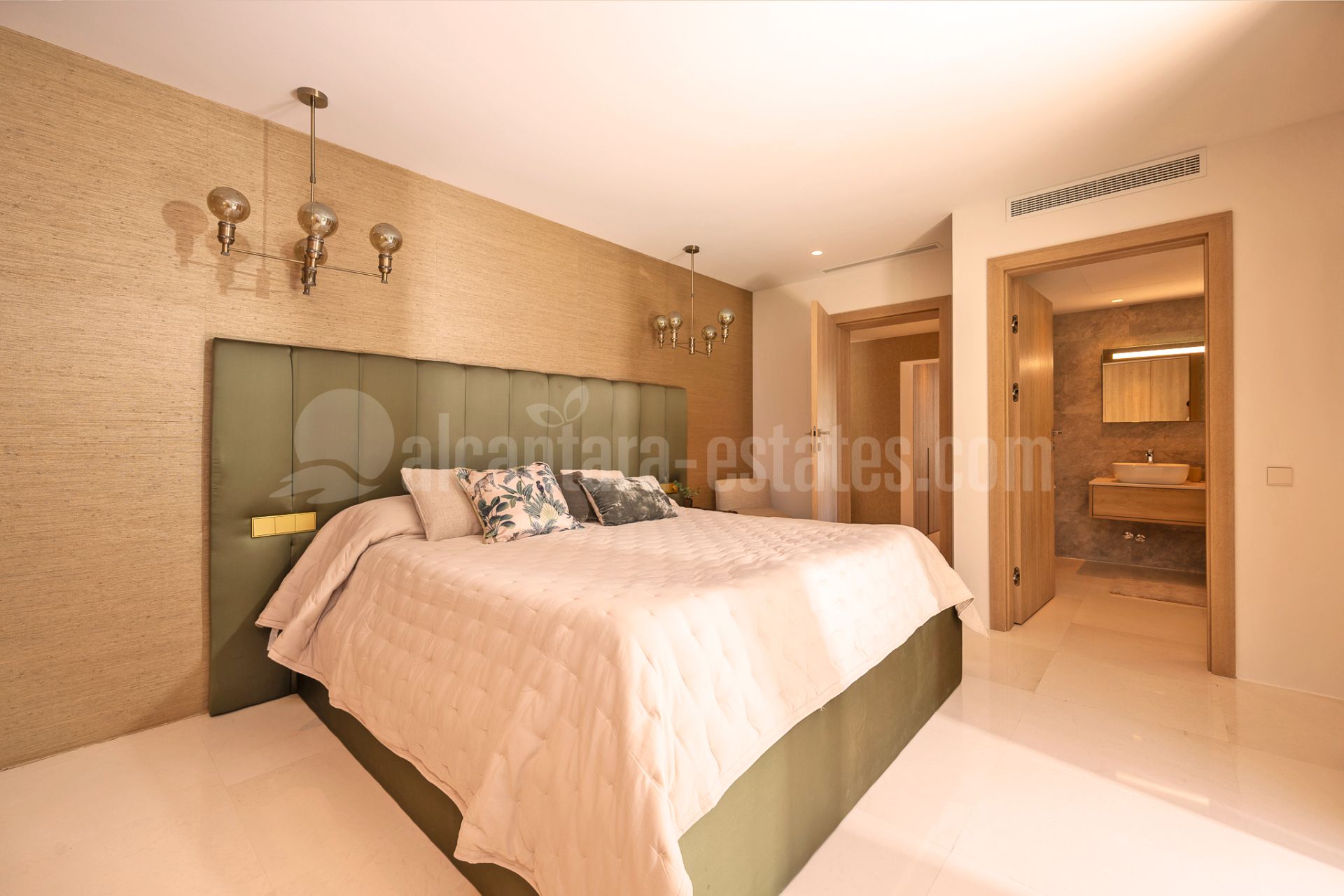 Villa en Parcelas del Golf, Marbella