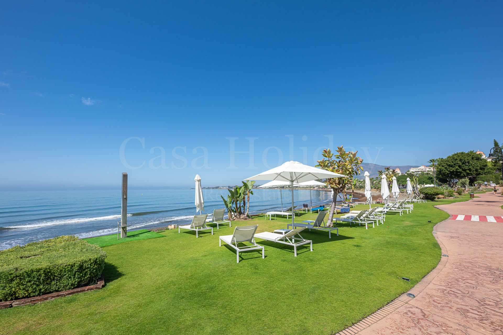 Apartamento en Cabo Bermejo, Estepona