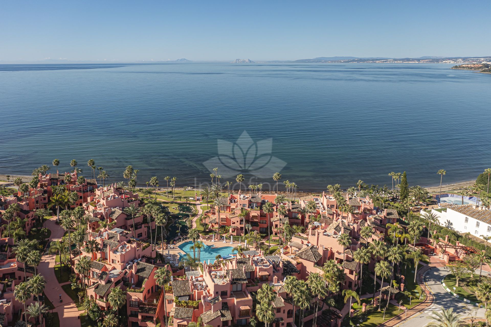Apartment in Cabo Bermejo, Estepona