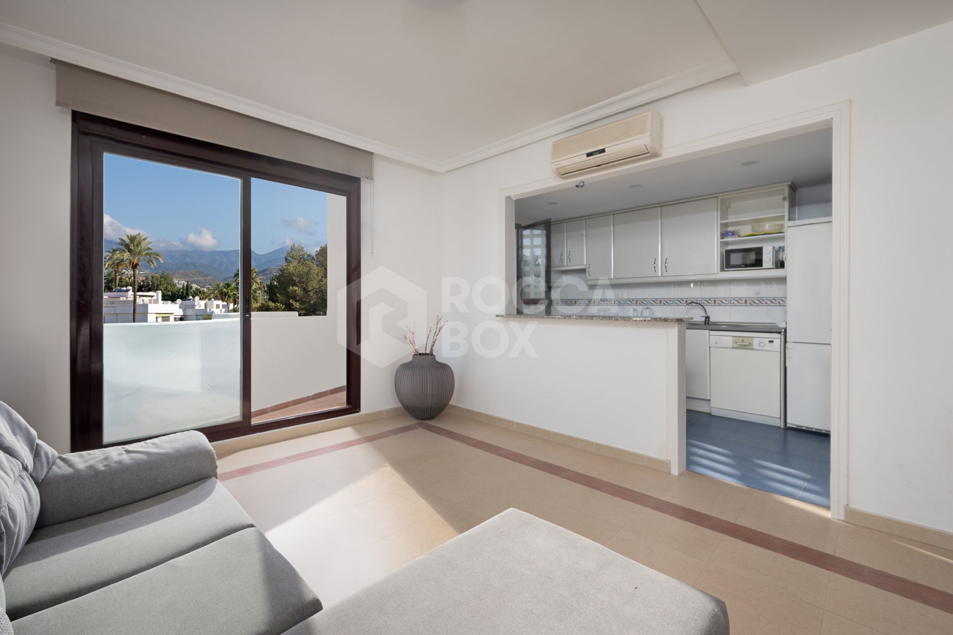 Unique Opportunity in the Heart of Nueva Andalucía!