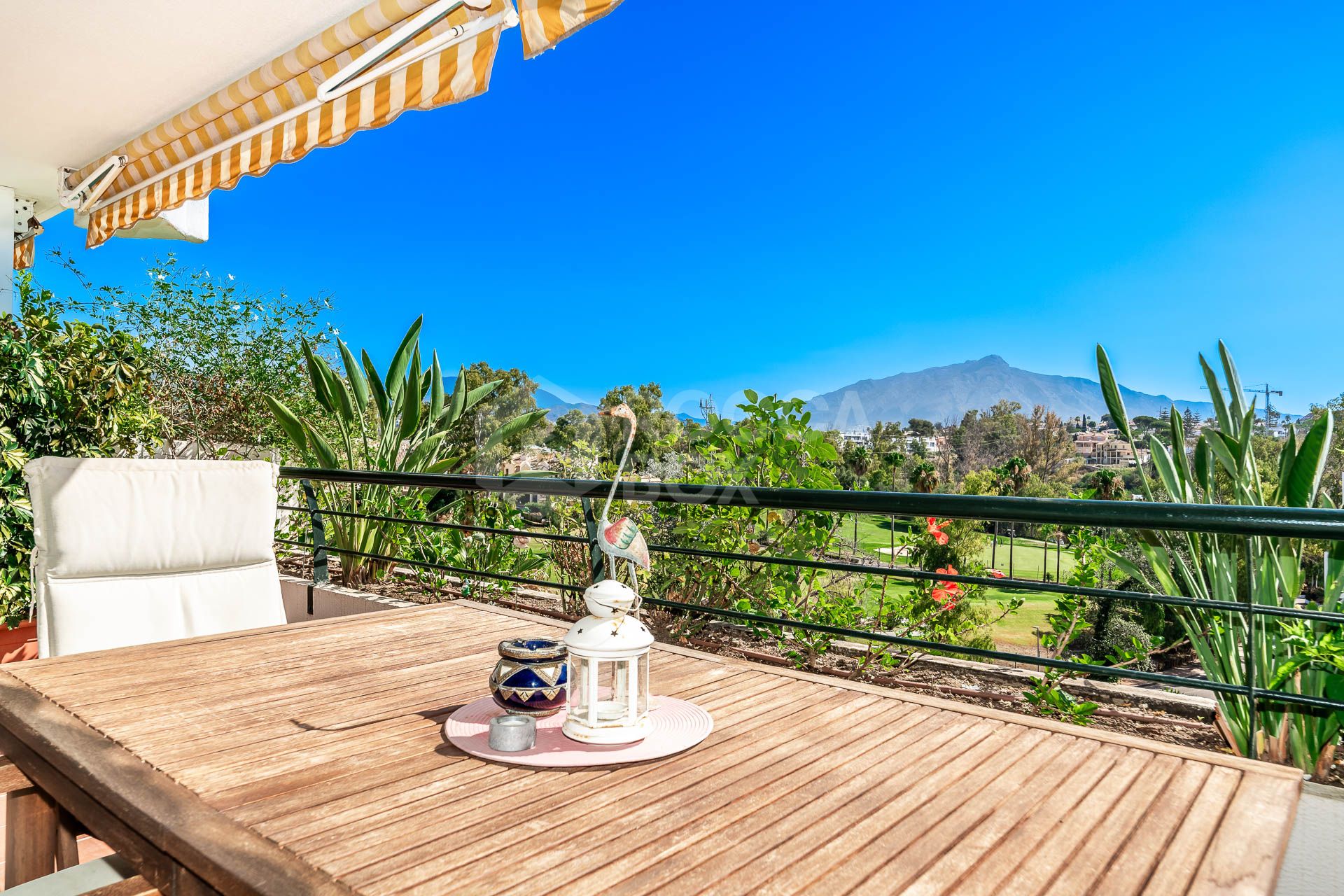 Golf-front Duplex Penthouse with views to La Concha in Guadalmina