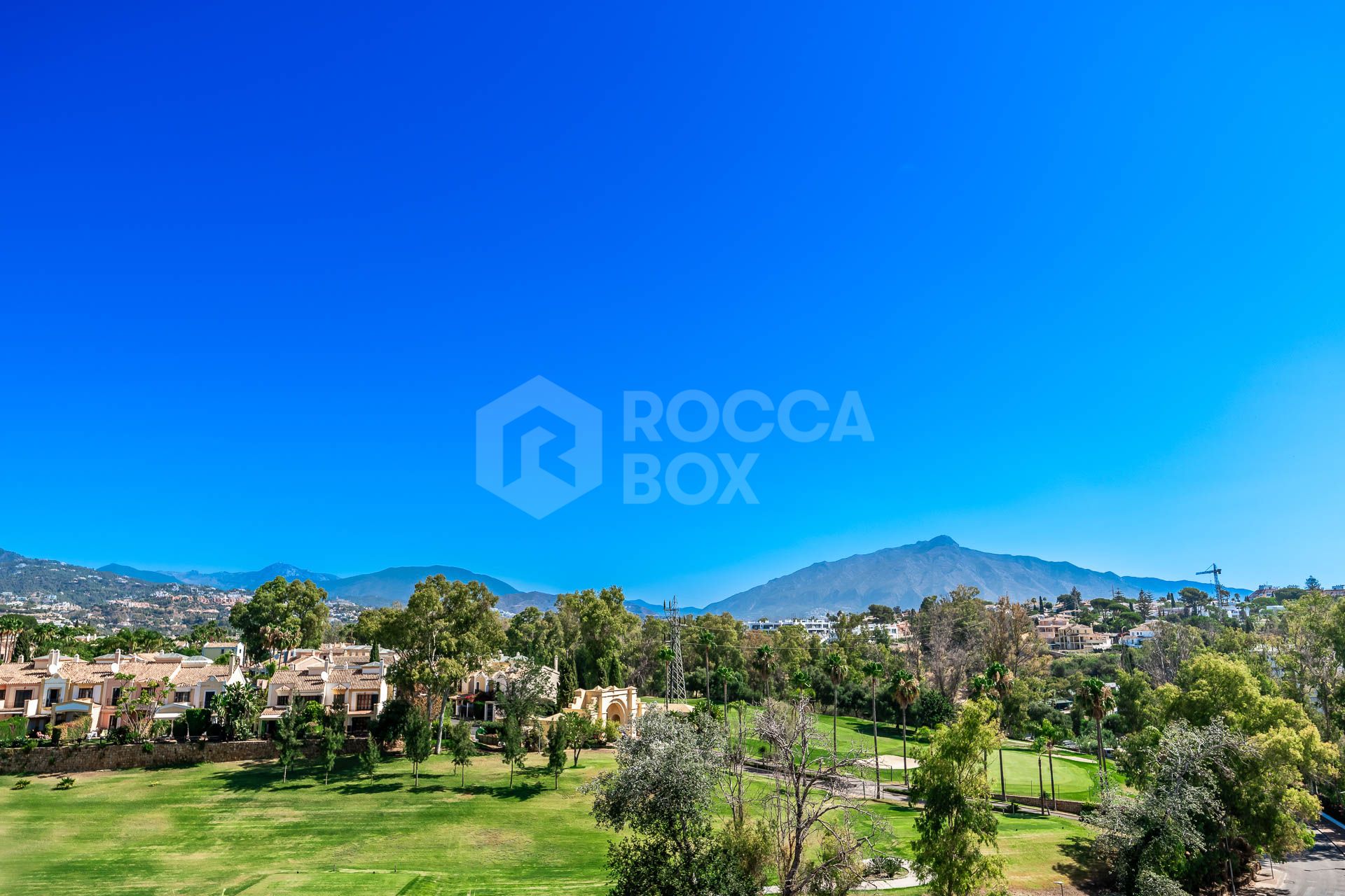 Golf-front Duplex Penthouse with views to La Concha in Guadalmina