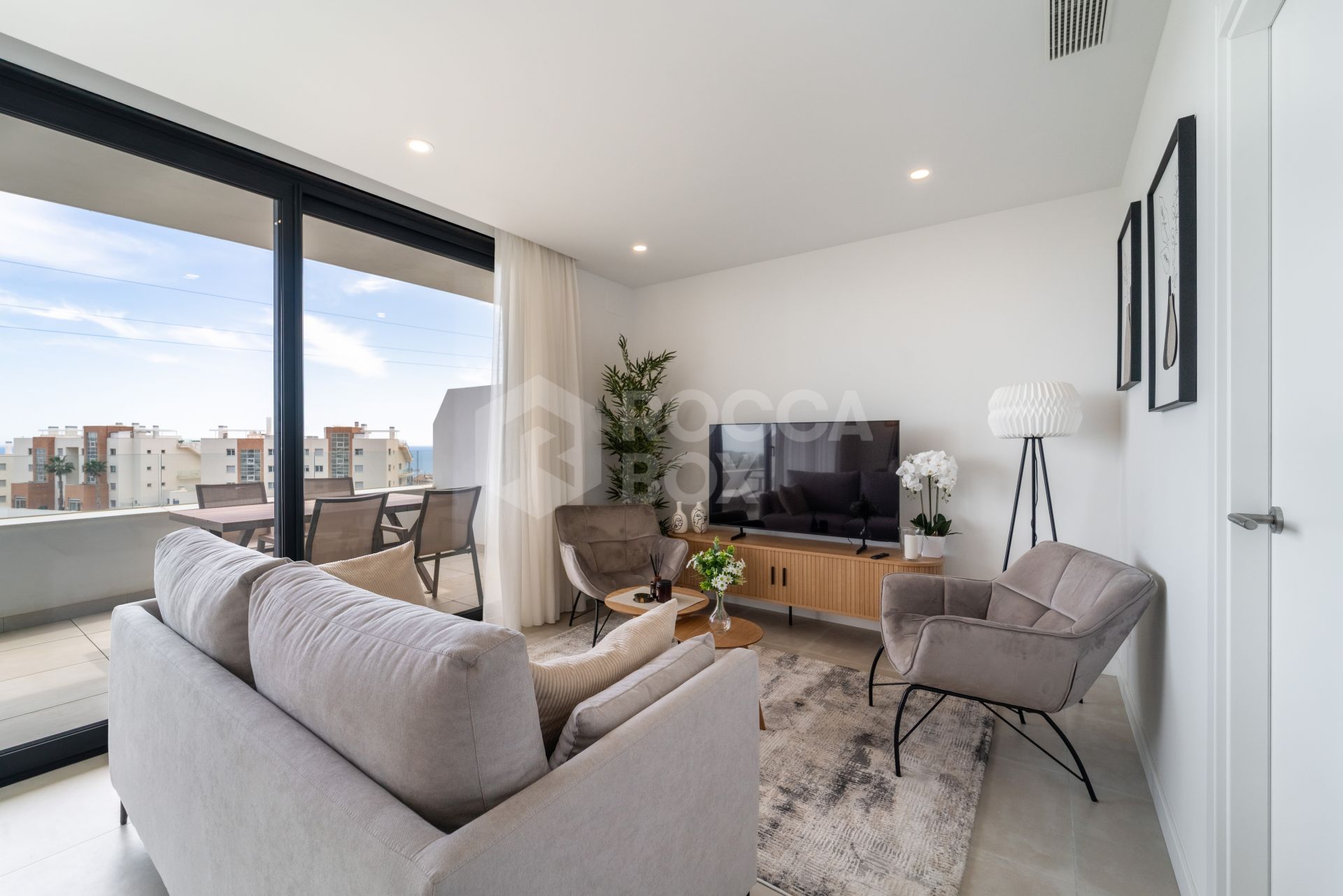 Great New Sea View Apartment in EL Higueron with TL