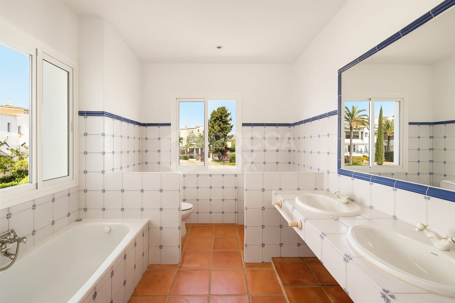 OPPORTUNITY-PRICE JUST REDUCED FOR A QUICK SALE: Stunning Luxury Front Line Beach Villa in Marbesa, Marbella East