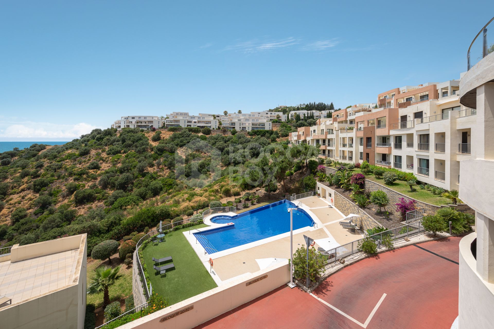 Stunning apartment with panoramic views in Lomas de Los Monteros