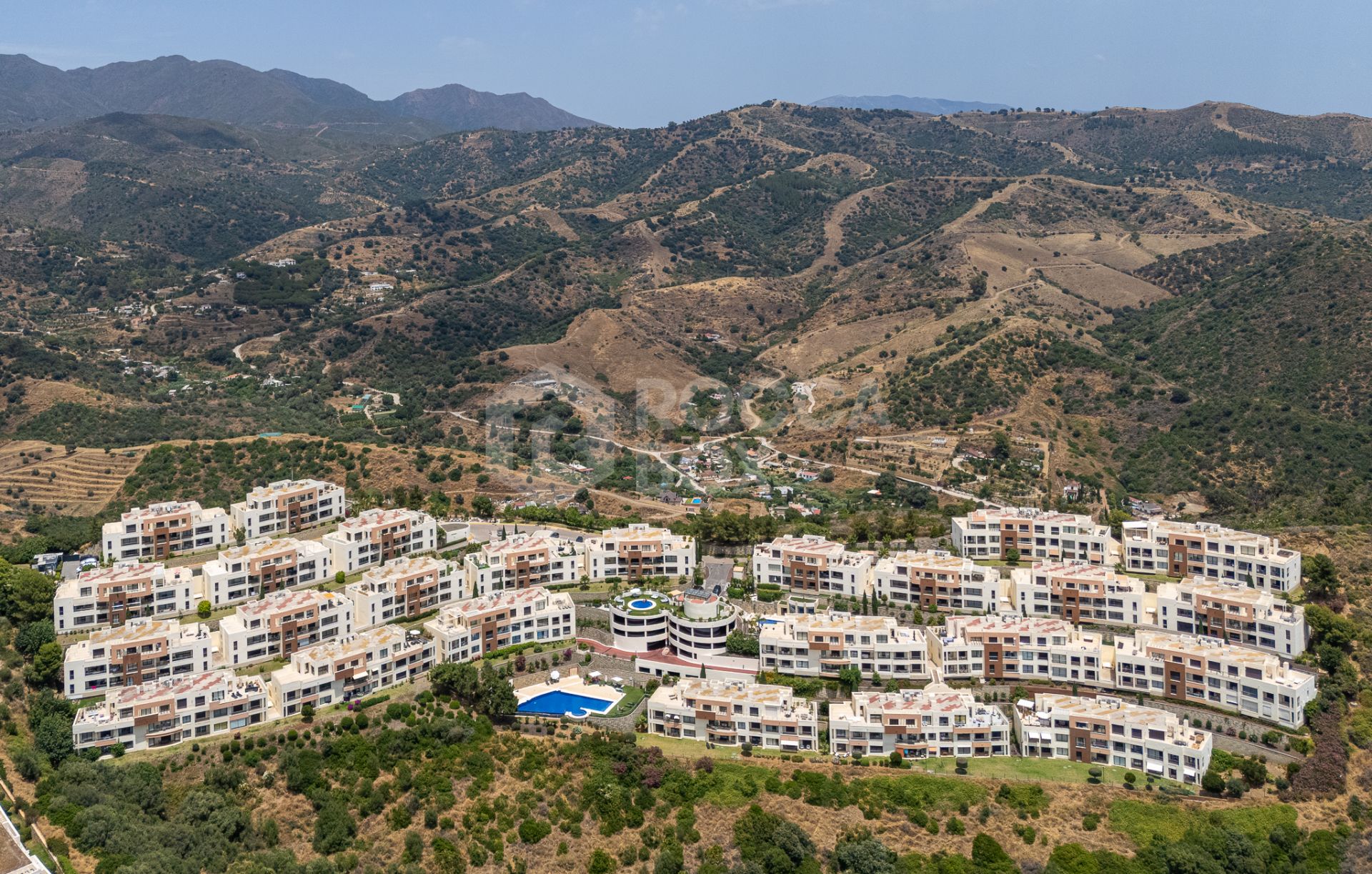 Stunning apartment with panoramic views in Lomas de Los Monteros