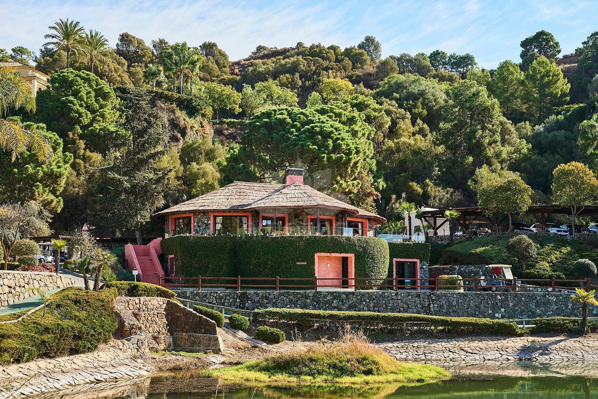 Villa in Marbella Club Golf Resort, Benahavis