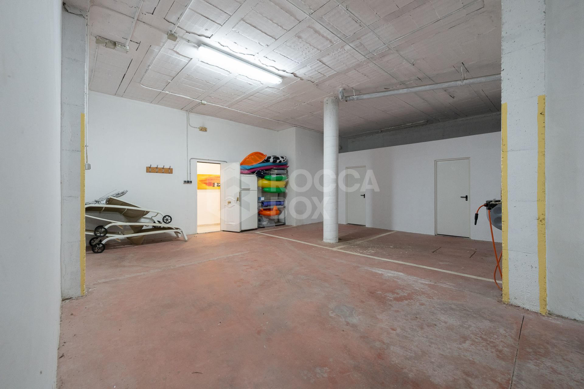 Spacious 4-Bed Townhouse in Calahonda with Panoramic Views and Private Pool