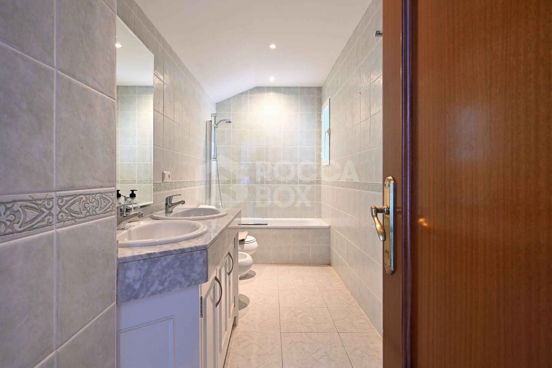 Spacious 4-Bed Townhouse in Calahonda with Panoramic Views and Private Pool