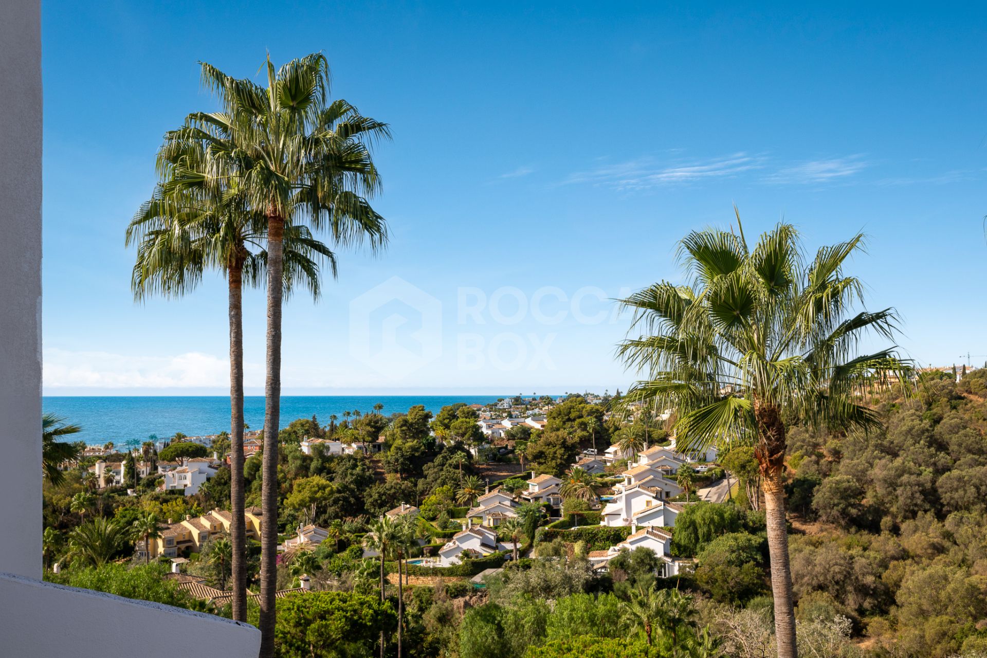 Spacious 4-Bed Townhouse in Calahonda with Panoramic Views and Private Pool