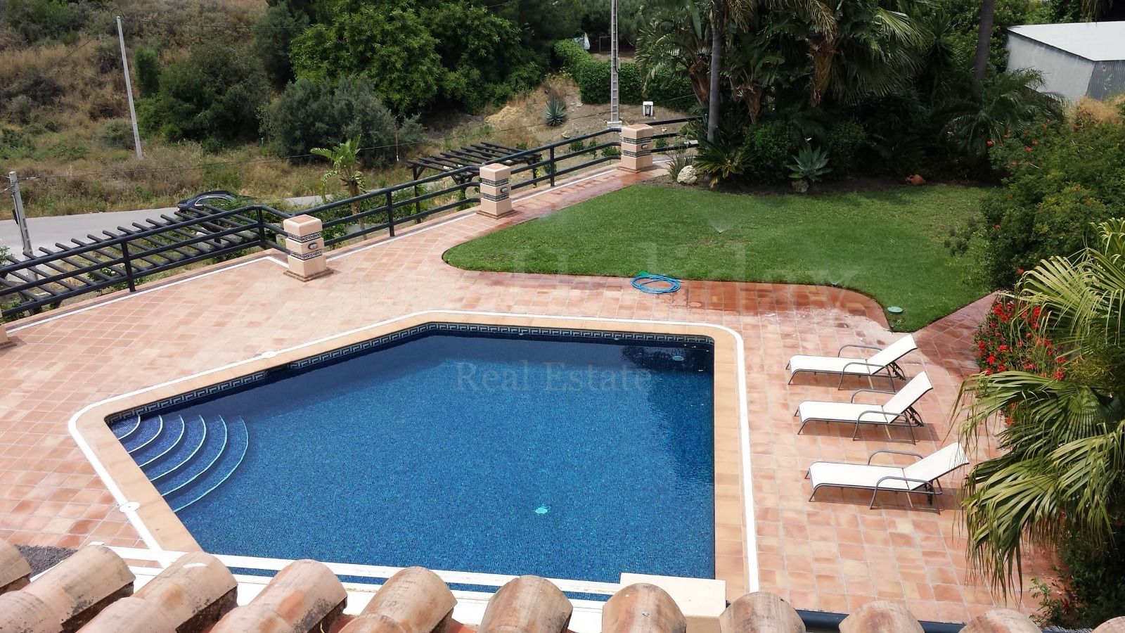 Finca in Estepona East, Estepona