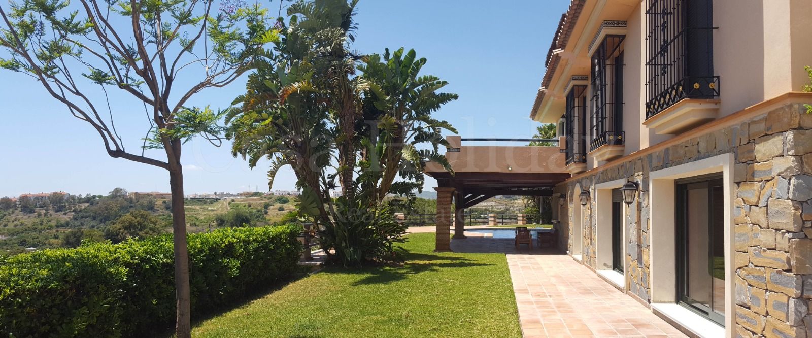 Finca in Estepona East, Estepona