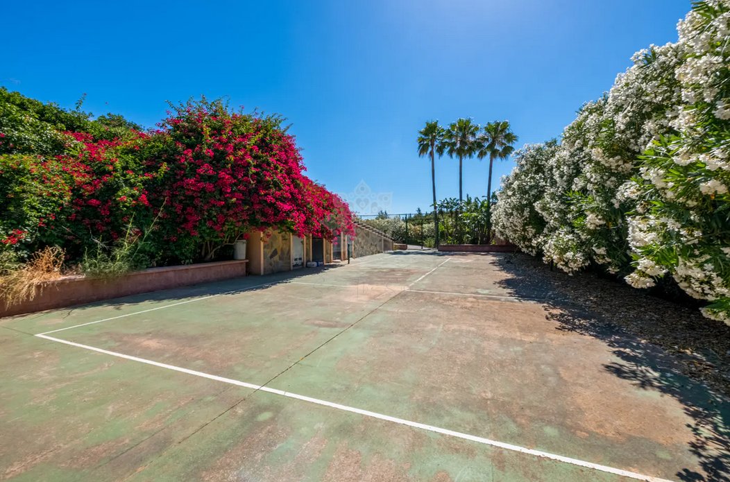 Finca en Estepona Este, Estepona