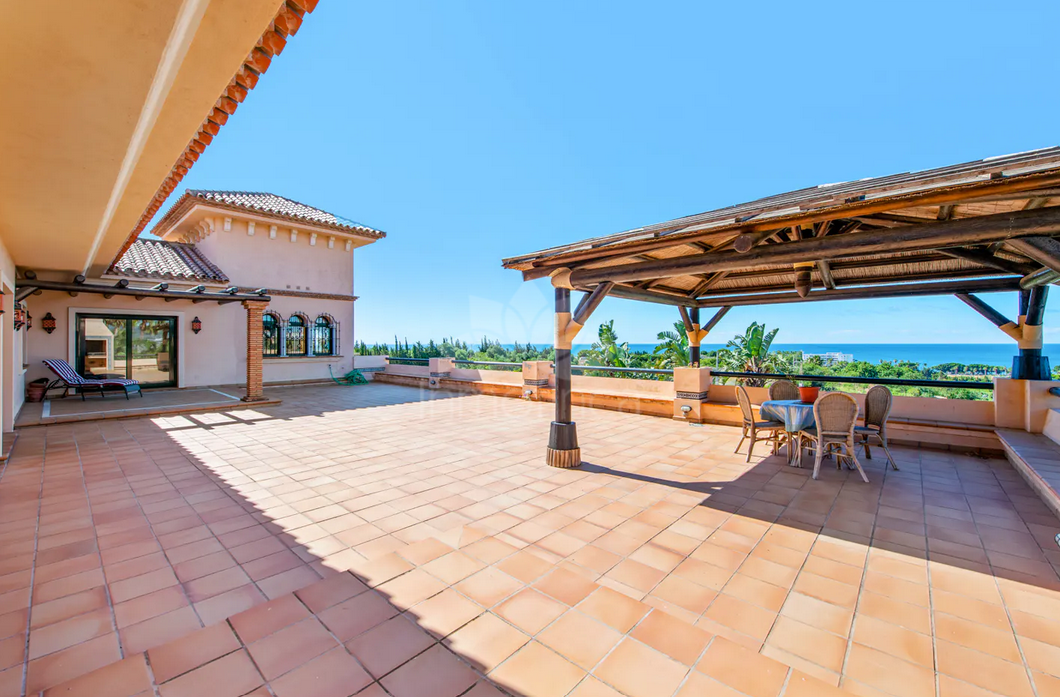 Finca in Estepona East, Estepona