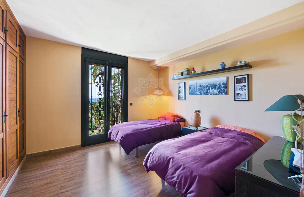 Finca en Estepona Este, Estepona