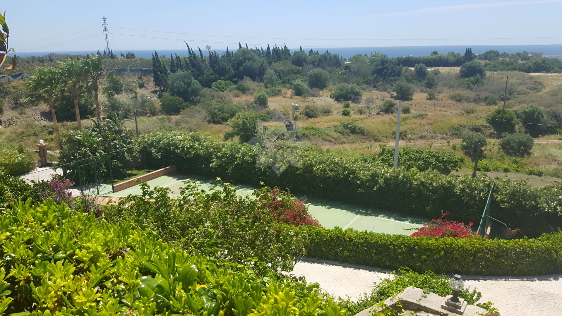 Villa in Estepona East, Estepona