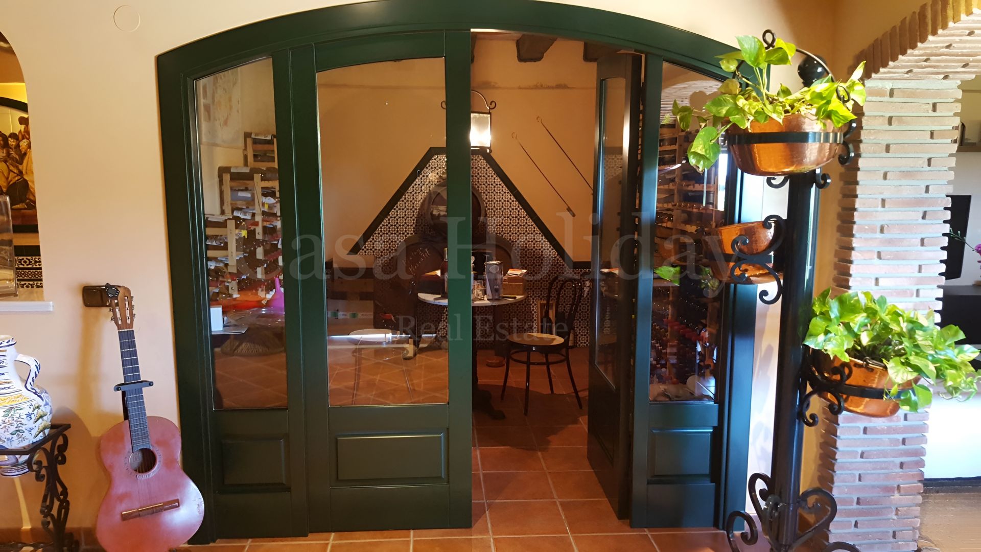 Villa in Estepona East, Estepona