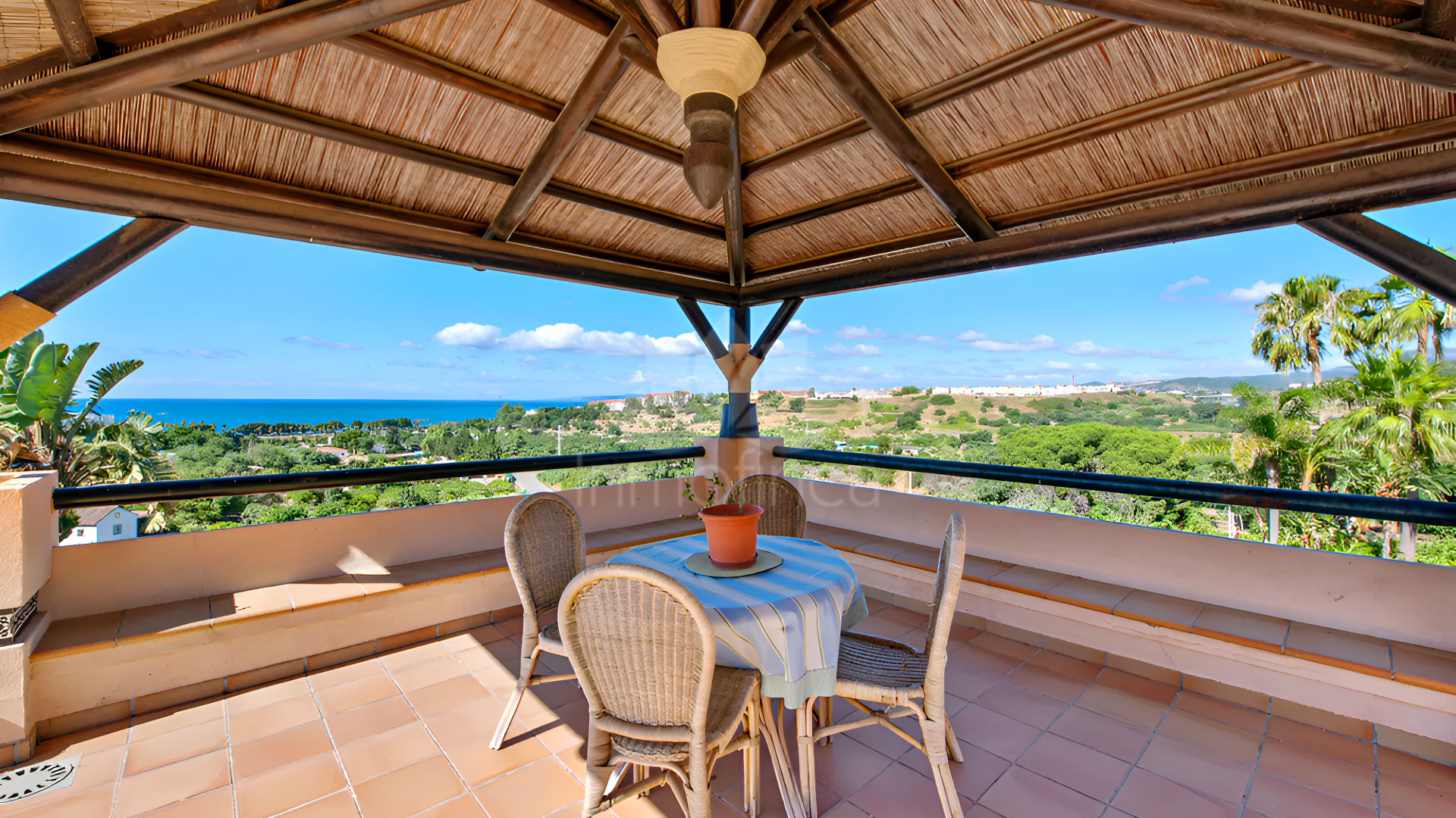 Villa en Estepona Este, Estepona