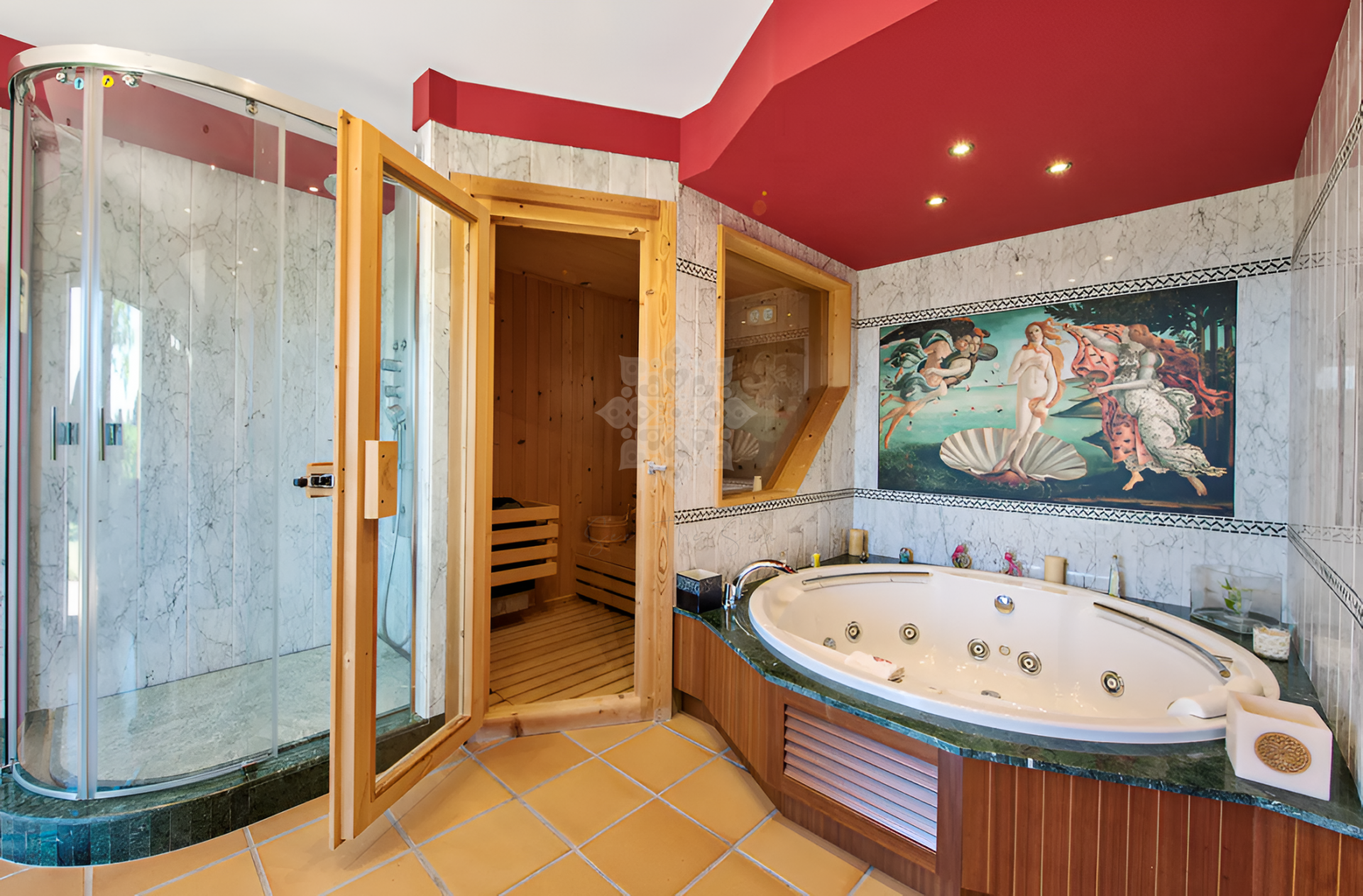 Villa in Estepona East, Estepona