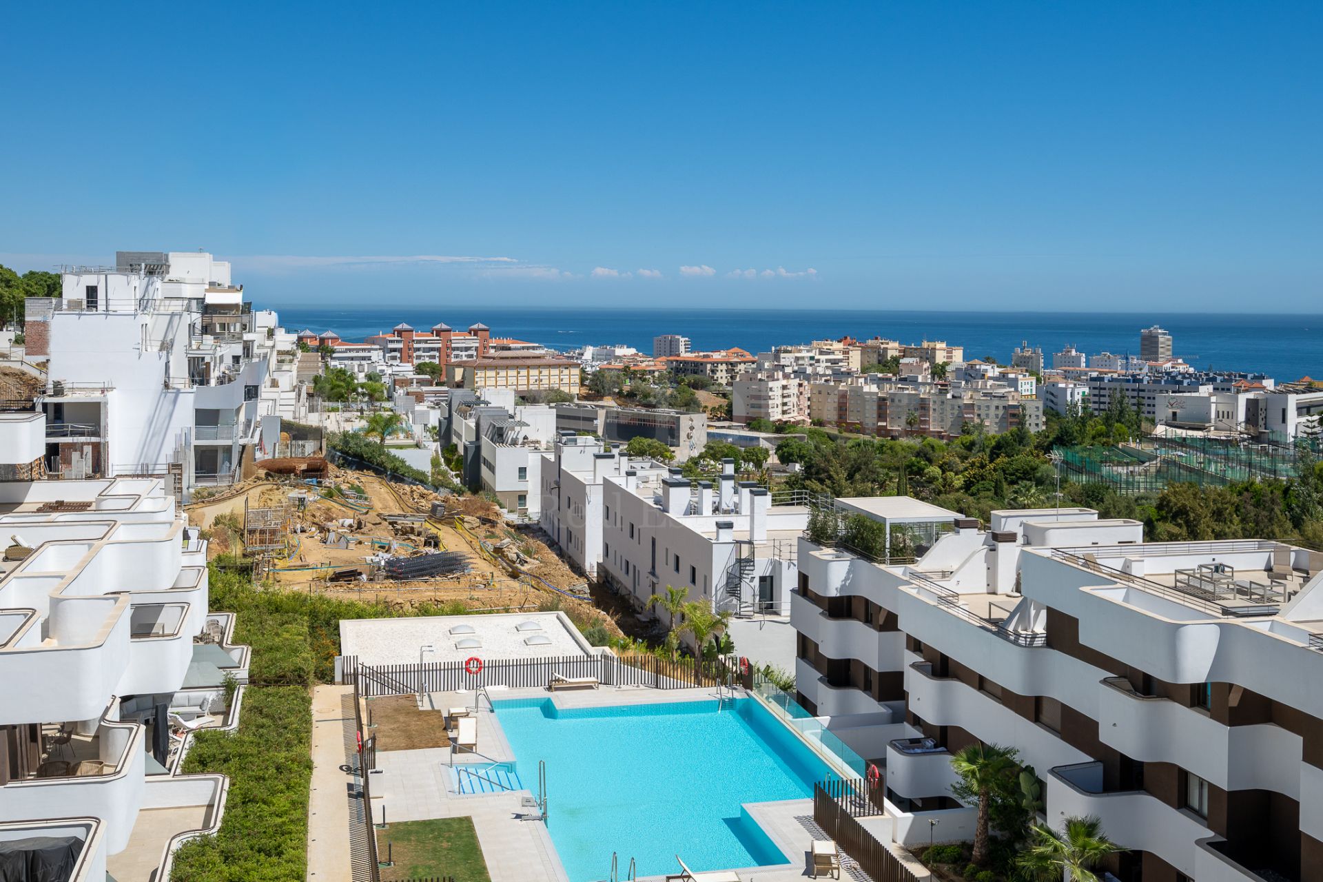 Duplex Penthouse in Estepona