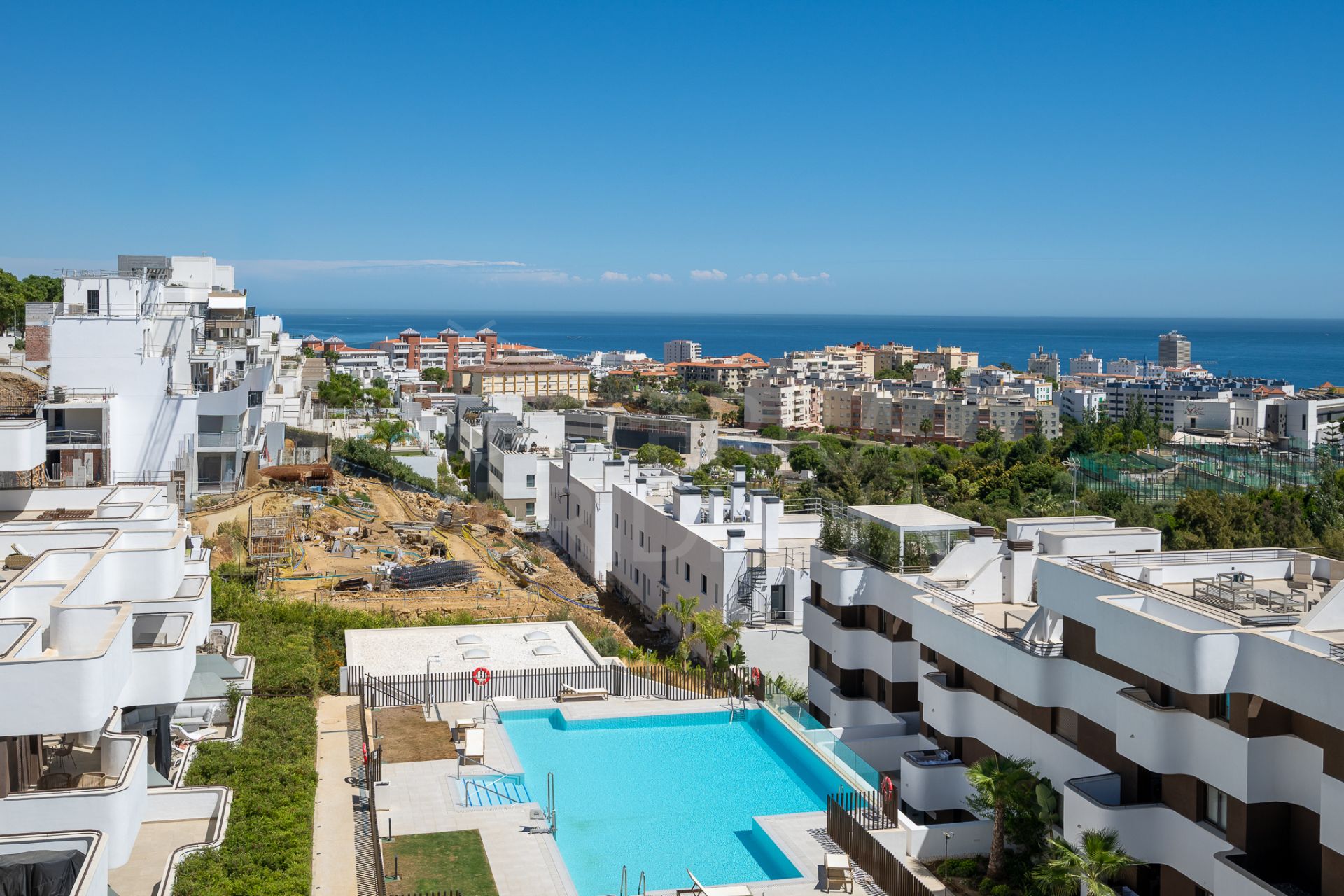 Duplex Penthouse in Estepona