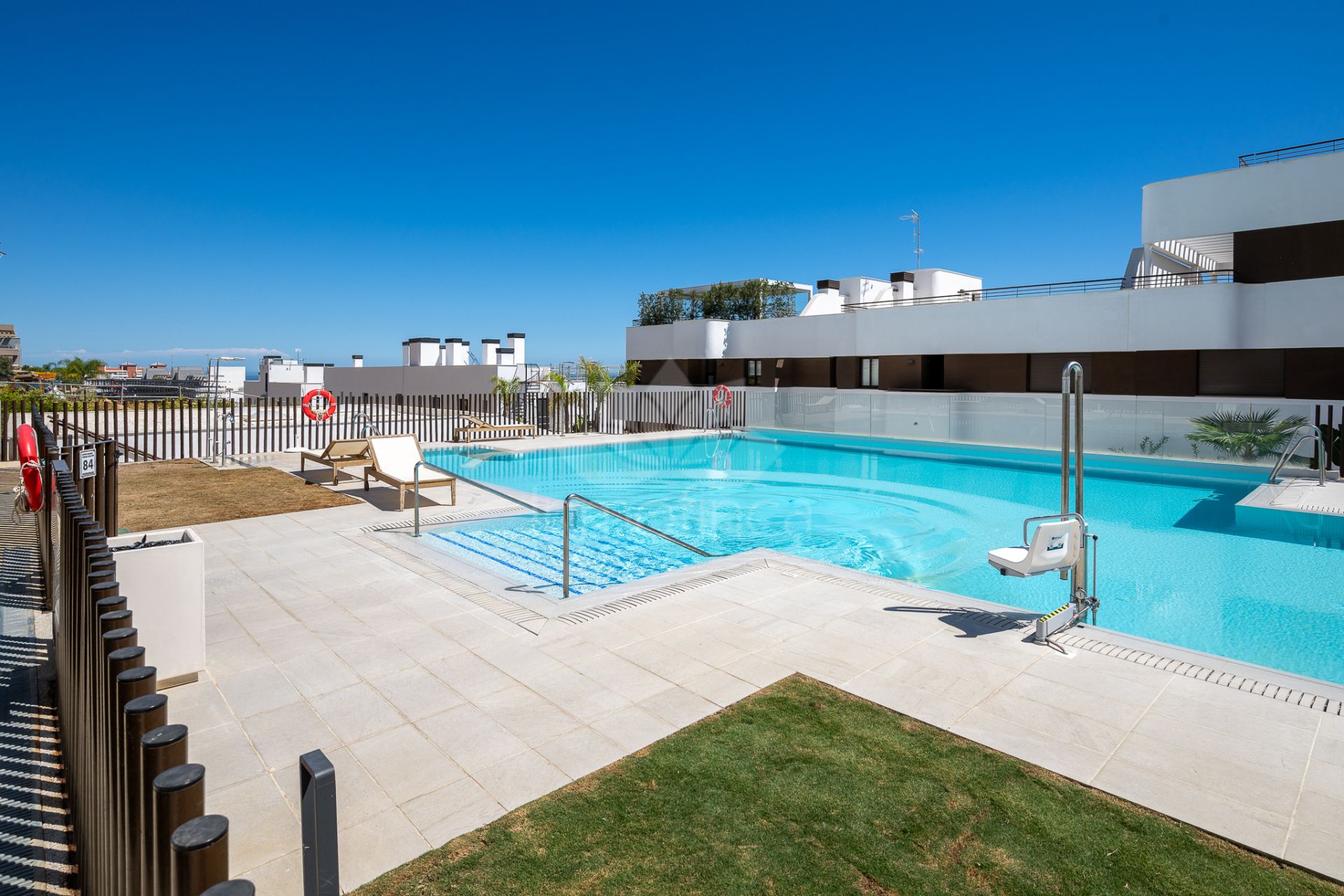 Duplex Penthouse in Estepona
