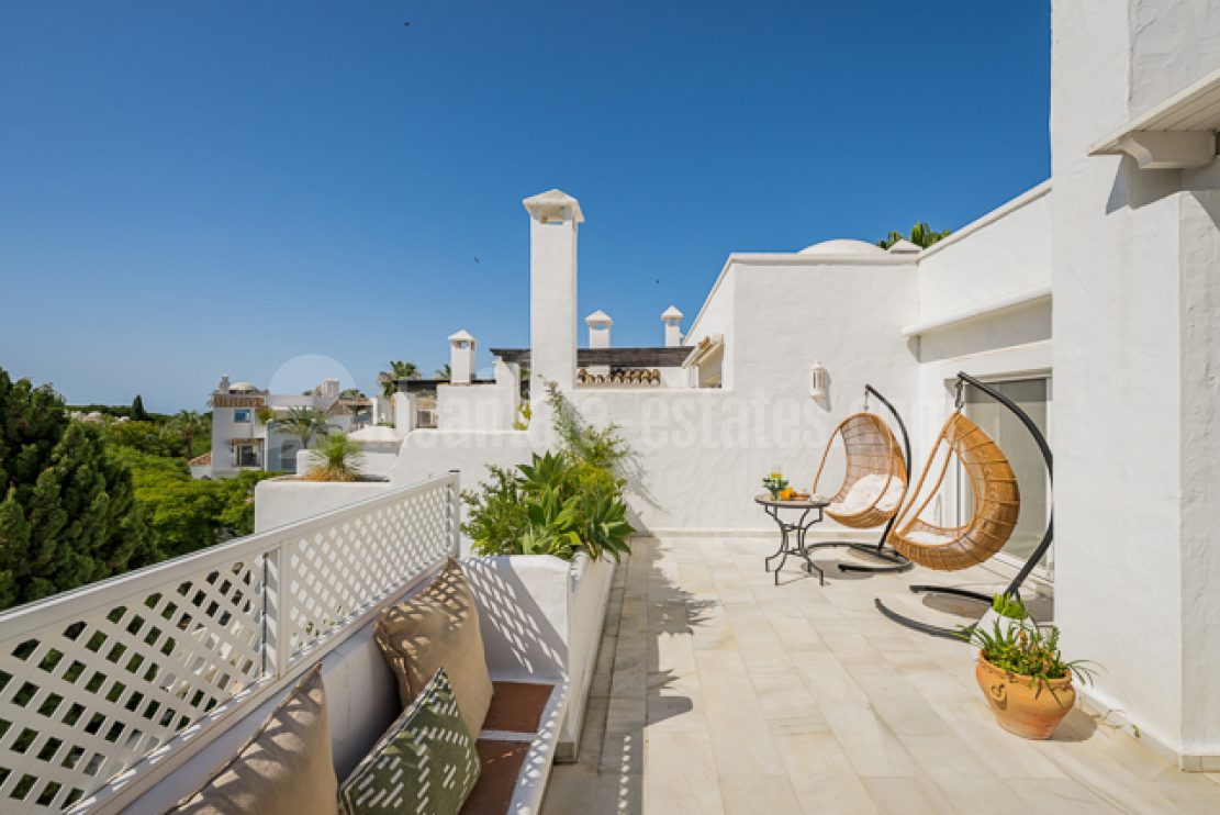 Atico Duplex en Alhambra del Mar, Marbella