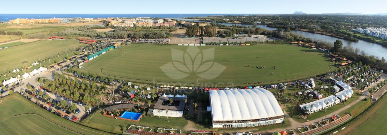 Town House in San Roque Club, San Roque