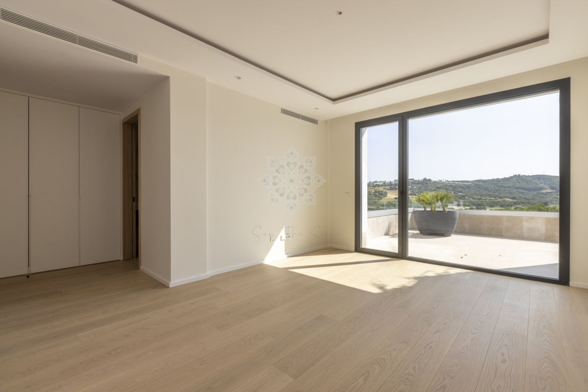 Villa in Almenara, Sotogrande
