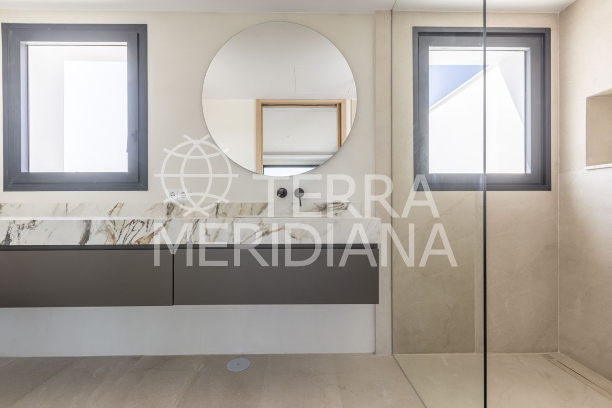 Villa in Almenara, Sotogrande