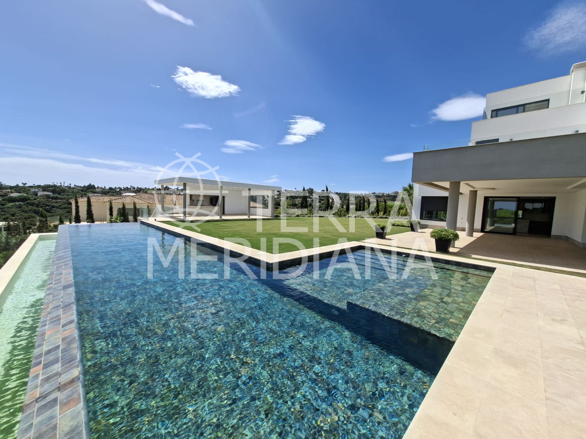 Villa in Almenara, Sotogrande