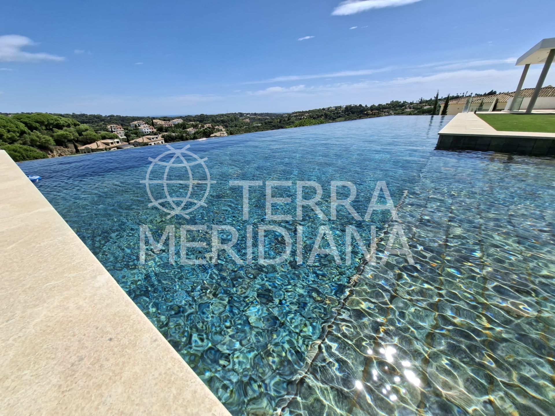 Villa in Almenara, Sotogrande