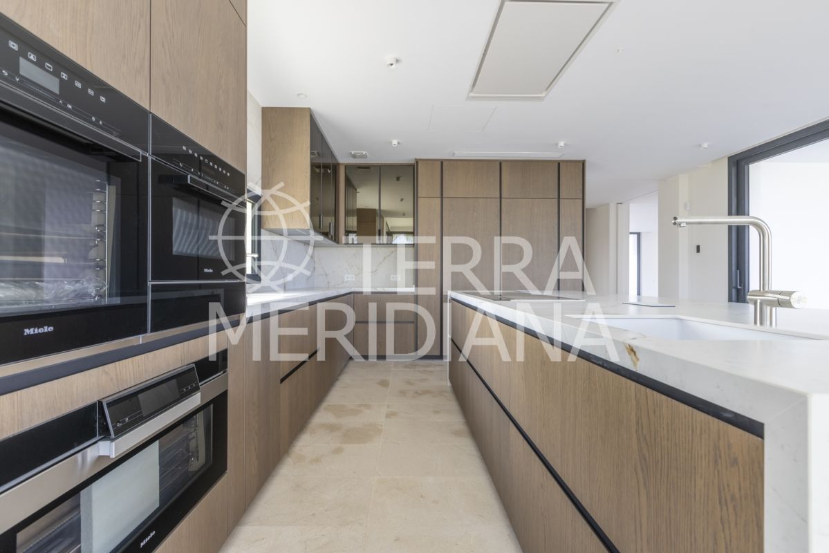 Villa in Almenara, Sotogrande
