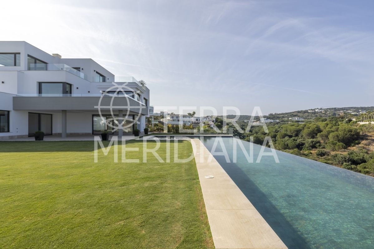 Villa in Almenara, Sotogrande