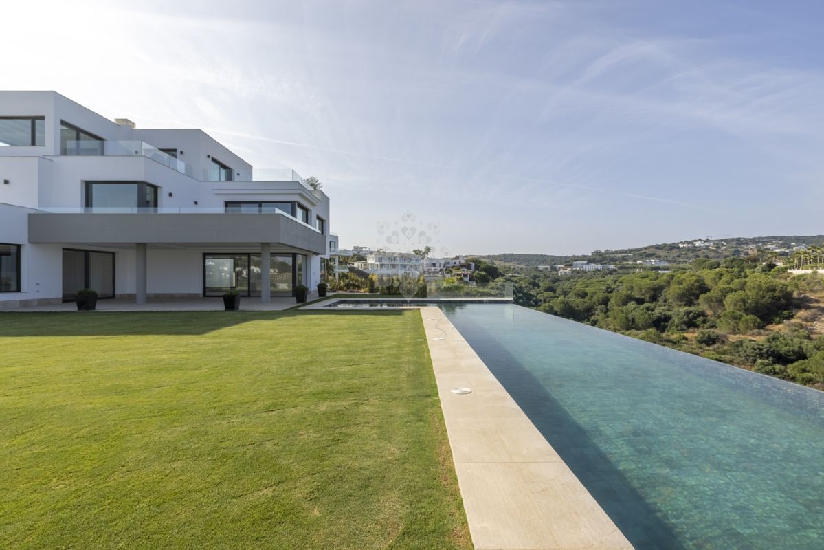 Villa in Almenara, Sotogrande